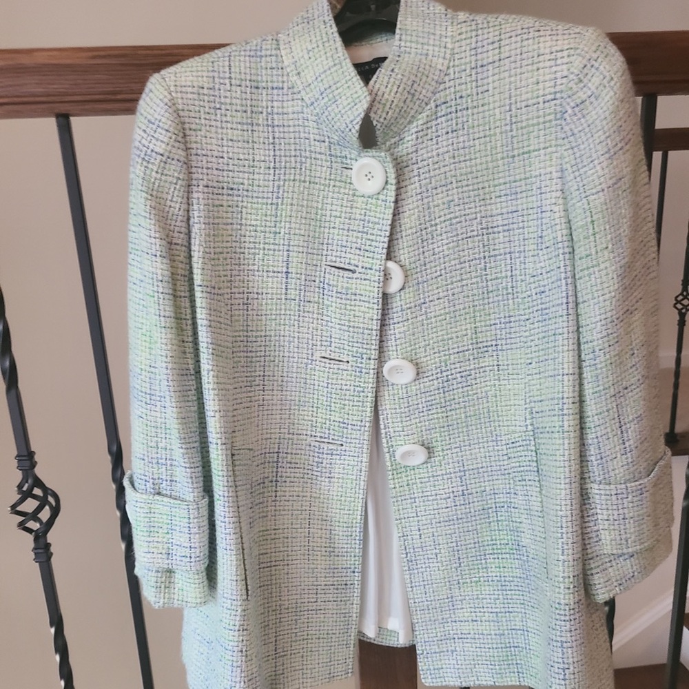Woman’s dress jacket